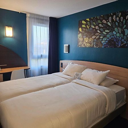 Kyriad Niort-Espace Mendesfrance Zewnętrze zdjęcie