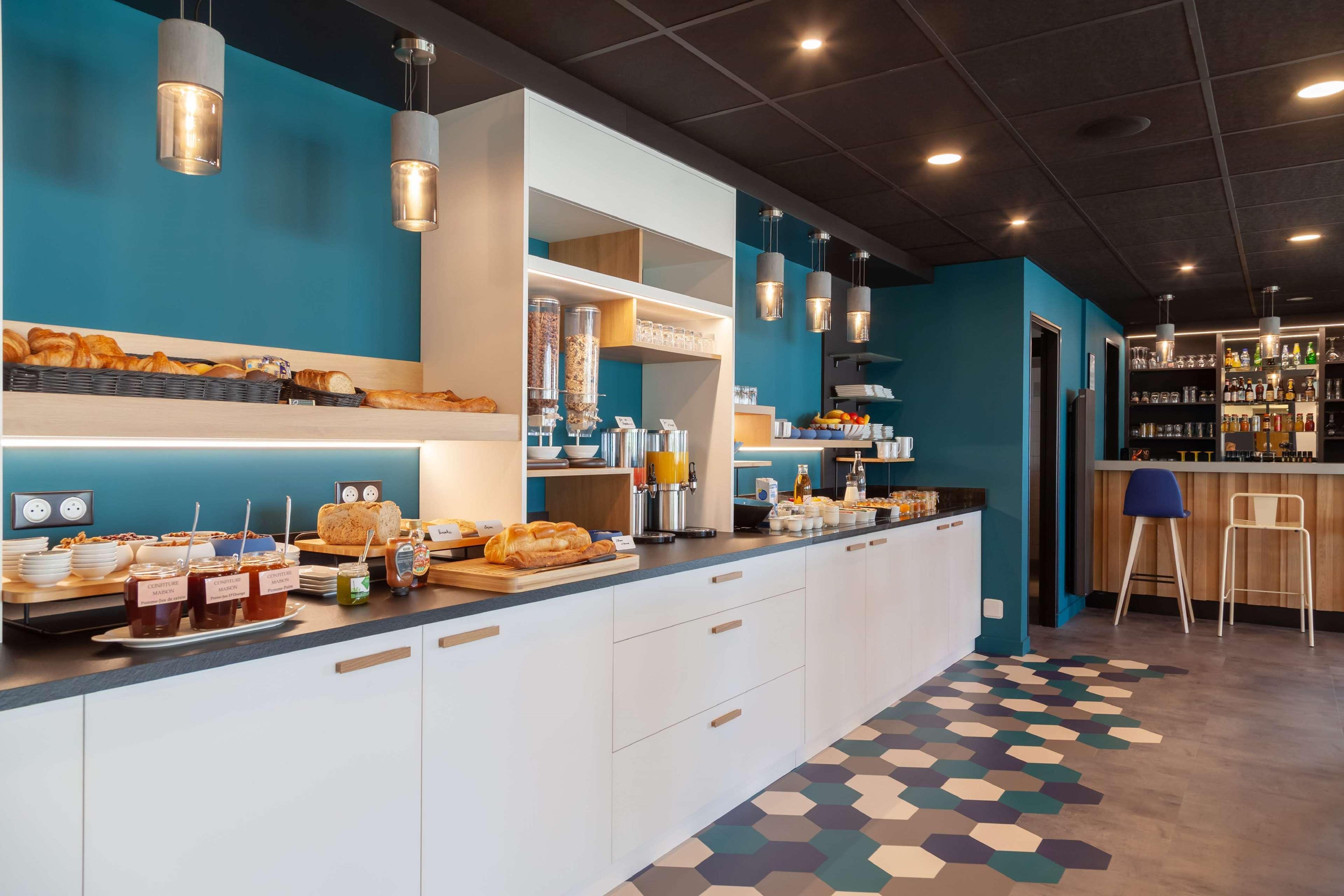 Kyriad Niort-Espace Mendesfrance Zewnętrze zdjęcie