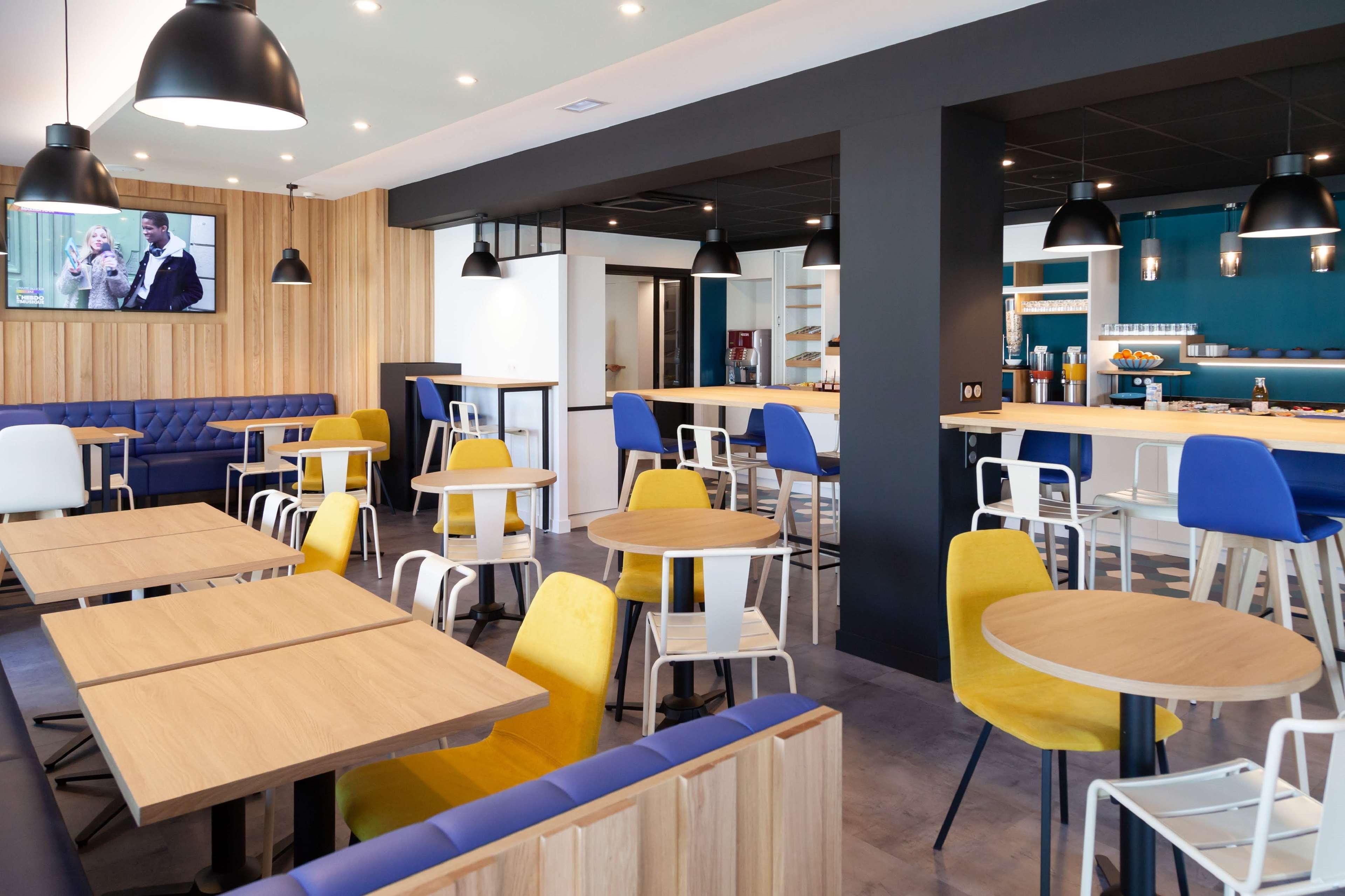 Kyriad Niort-Espace Mendesfrance Zewnętrze zdjęcie