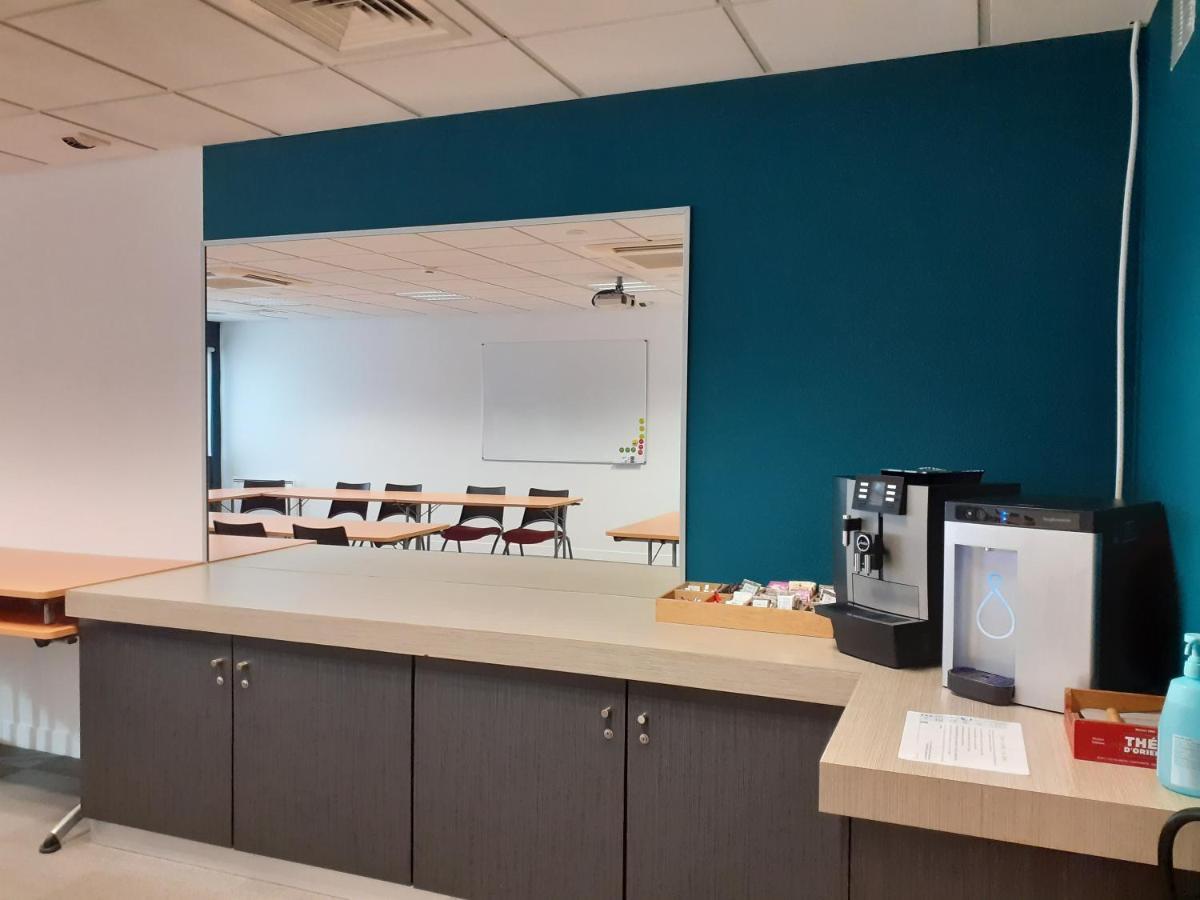 Kyriad Niort-Espace Mendesfrance Zewnętrze zdjęcie